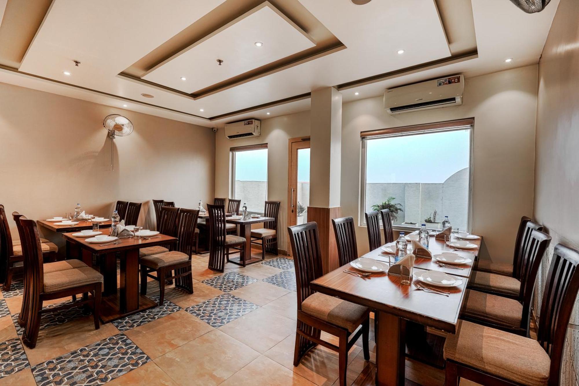 Csjs Inn Hotel Amritsar Exterior foto