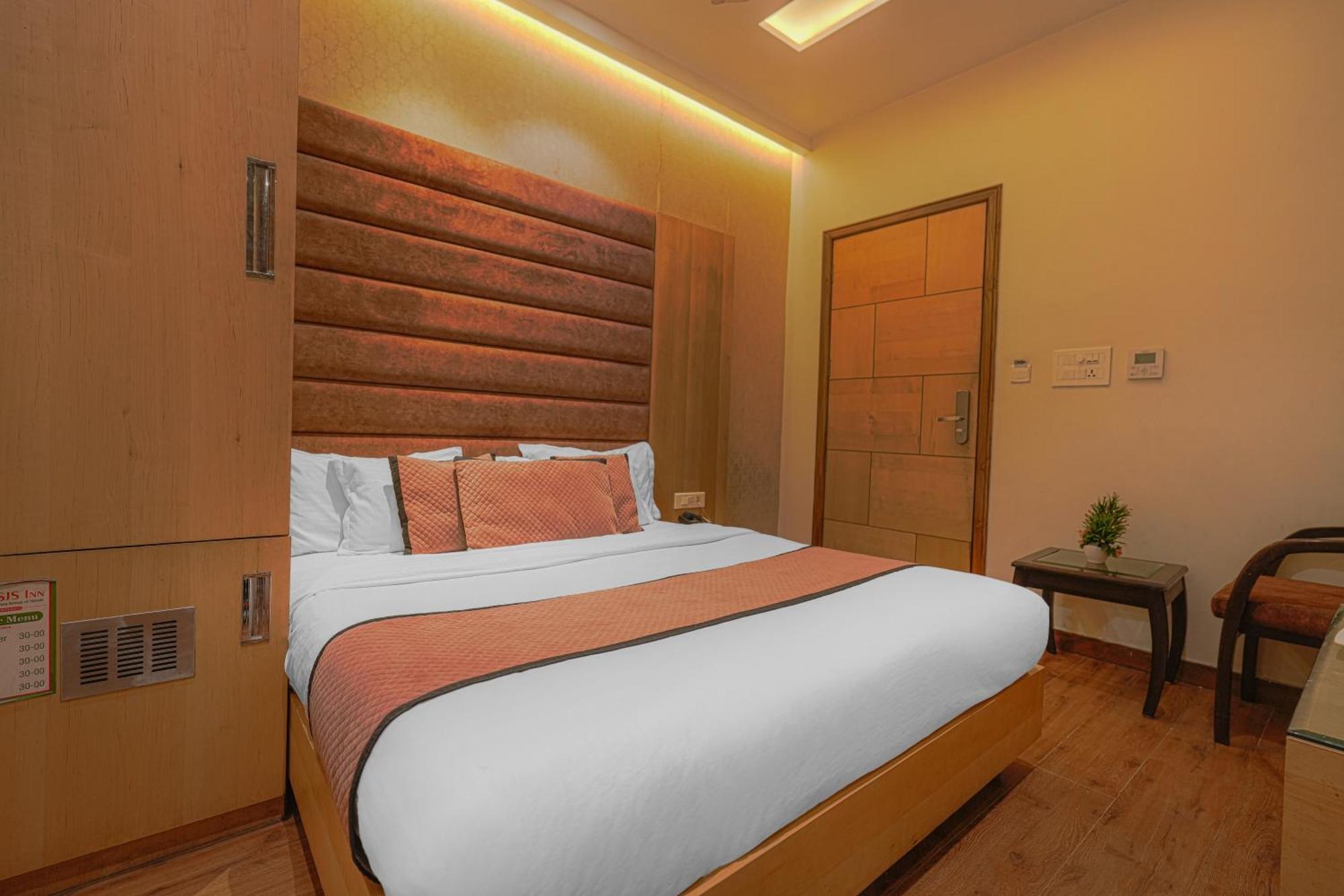 Csjs Inn Hotel Amritsar Exterior foto